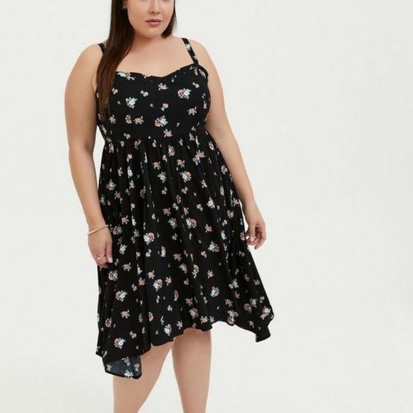 Torrid Black Floral Challis Dress - Plus Size 00 - Picture 1 of 10